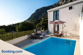 Villa Gabriel with pool, sauna, jacuzzi - Image 4