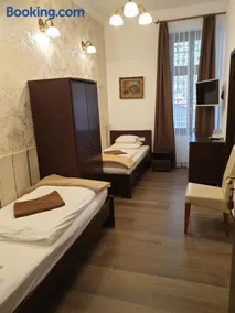 Kastélykert Fogadó - Image 4