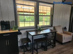 Prairieview Cabin - with Hot Tub - Image 4