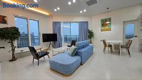 A Bridge House 5-B - Image 2