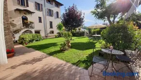 Le Quattro Stagioni B&B and Apartament - Image 1