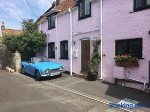 Red Rose Cottage - Image 2
