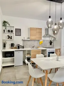 Cava Home - Castelli Apartments - Image 3