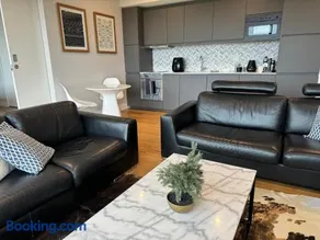 Balgowlah Paradise Apartment - Image 2