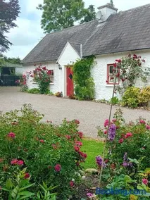 O'Neill's Self Catering Cottage- close to Cashel - Image 2