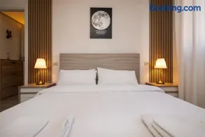 Apartment Forum - Image 1