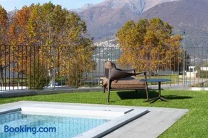 Lago Dorato Townhouse Sabrina by the Como lake - Image 1