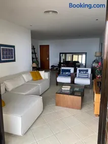 Country Residence Service 302 - Image 5