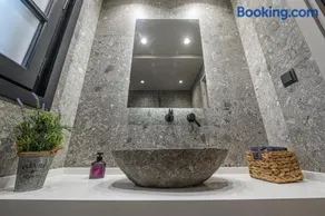 Eleni Zirganou Studios & Apartments - Image 2