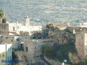 Mi'ilya CHOCOLATE HOUSE Guest house - Image 2