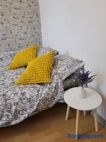 Apartament Rozłucka Wawa Pulse Express Stadium Great location close to city center with free street parking nearby - Image 5