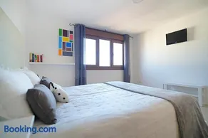 Apartamento con terraza con vistas al mar - Image 1