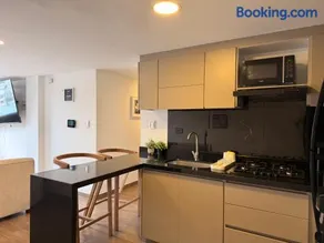 Apartamento Nuevo Central Piso 7 Terraza privada - Image 2