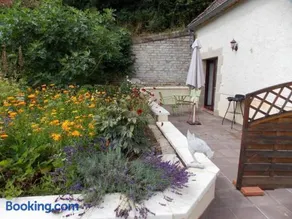Gîte cosy à Neuvy avec jardin et animaux acceptés - Image 2