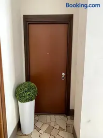 Spring Apartment - Image 2