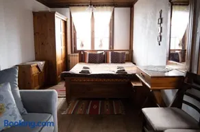 LITTLE BIRD Residency - Luxury Guesthouses in Leshten - Image 5
