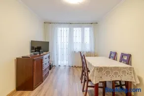 Przyszłości Comfort Stay Apartment by BookingHost - Image 1