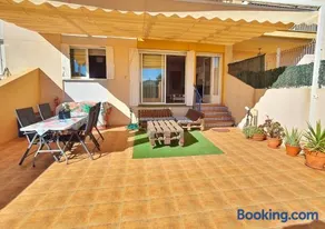 Amplia Terraza con Piscina, Garaje y Aire Acondicionado - by Aloha Palma - Image 1