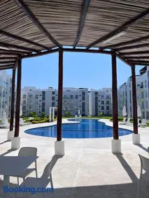 Hermoso Departamento Entero Planta Baja - Image 1
