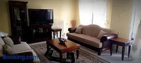 Park Apartment - Image 3