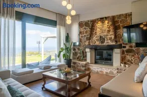 Villa Eagles by Villa Select - Image 2