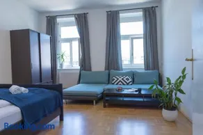 Kingsize Central Station Residence - Image 3