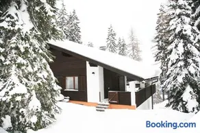 Alpine-Lodges Petra - Image 2