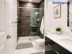 Private Room Near MetLife Stadium & NYC & Parking - Image 3