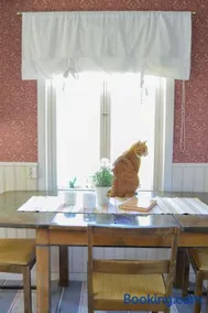 Cozy 200-Year-Old Cottage with Sauna near the Archipelago Trail - Image 2
