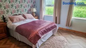 Fairy Hollow Cottage - Image 4