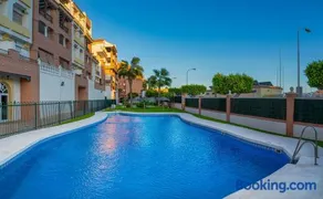 Apartamento 90 m2 en la mejor zona de Roquetas - Image 3
