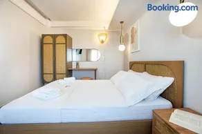 SerèNova Luxury Suites - Image 4
