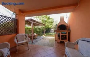 2 Bedroom Beautiful Apartment In Marina Di Sorso - Image 2
