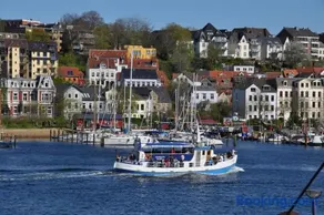 Hafenblick vom Kapitänshaus - Image 2