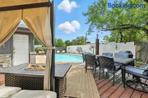 The Oasis 3BR house near stadium and DFW with Pool - Image 1