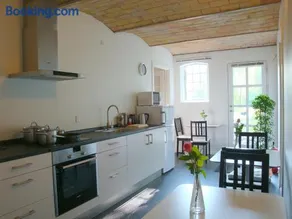 Engelsholm Bed & Breakfast - Image 4