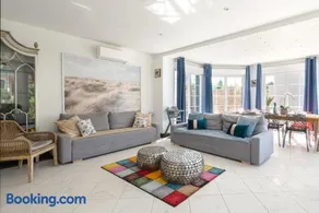 Villa Ours - Jacuzzi & Sauna Privé I Terrasse I 12 min Strasbourg - Image 4