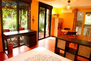 Studio Orange Oasis - Image 1
