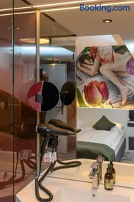 ART-INN Design Self-Check-in-Hotel - Image 2