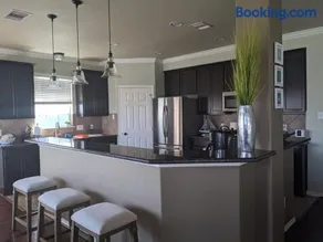 Portofino House - Seabrook - 3 Bed 2 Bath Hot Tub - Image 4