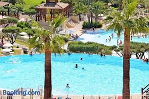Dans un cadre d'exception, Vue mer panoramique à Agay Côte d'Azur, Village Vacances Cap Esterel, 2 chambres, avec jardin, golf, climatisation, Wifi, 5 piscines - Image 3