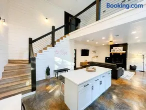 the RISER - BRAND NEW Modern Cabin in Broken Bow - Image 4