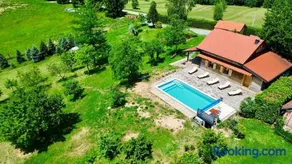 Silver Juglans Holiday Home - Image 3