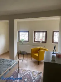 Mi Casa es Tu Casa - Image 2