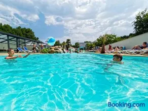 ZEcamping 4 étoiles animé parc aquatique pet friendly sauna - Image 3