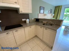 Maison 6 personnes avec 2 chambres, piscines et sauna - Image 3