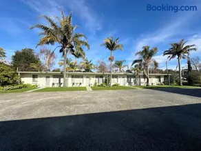 The Silver Bream Motel & Self Contained Units - Image 2