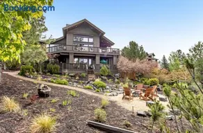 Bend Oregon mountain mansion luxury - Image 2