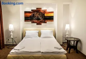 Hotel Hensch - Image 1