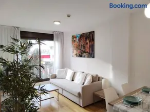 Apartamento amplio, luminoso y confortable CC - Image 3